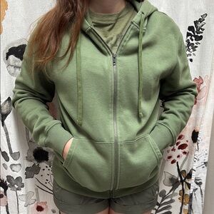 Men’s Goodfellow & Co Olive Green Zip Up Jacket with Hood. Size M.